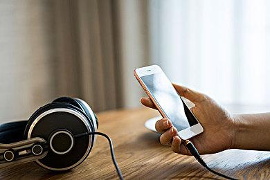 《灾厄堡垒》抢先体验阶段首个补丁新增沙盒模式